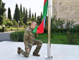 Президент Азербайджана Алиев на поднятие государственного флага в Нагорном Карабахе