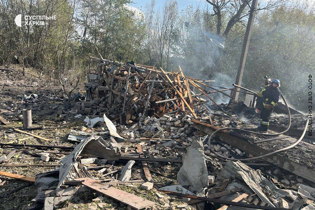 Последствия ракетной атаки России по кафе в селе Гроза на Харьковщине